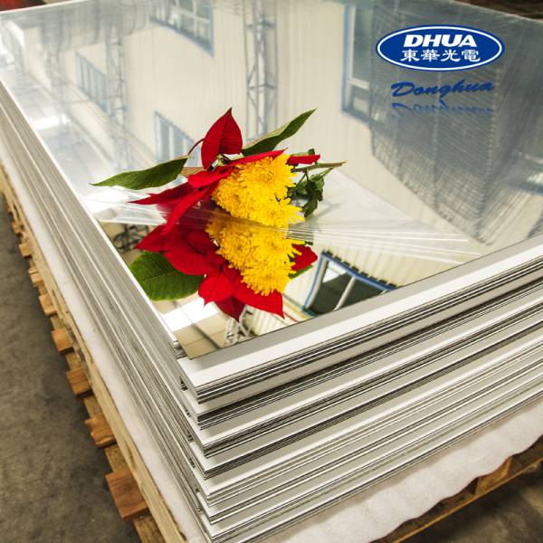 China Manufacturer Wholesale Silver Acrylic Mirror Sheet, Mirror Acrylic Sheet, Plastic Mirror Sheet